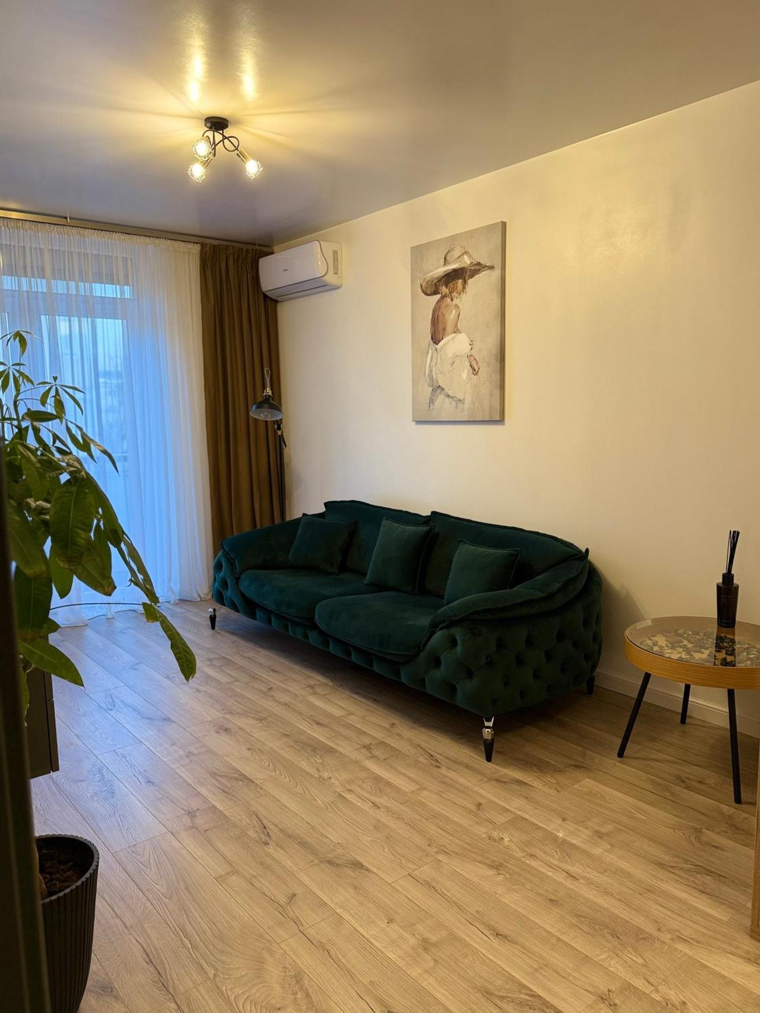 Illy Home Râmnicu Vâlcea Eksteriør billede