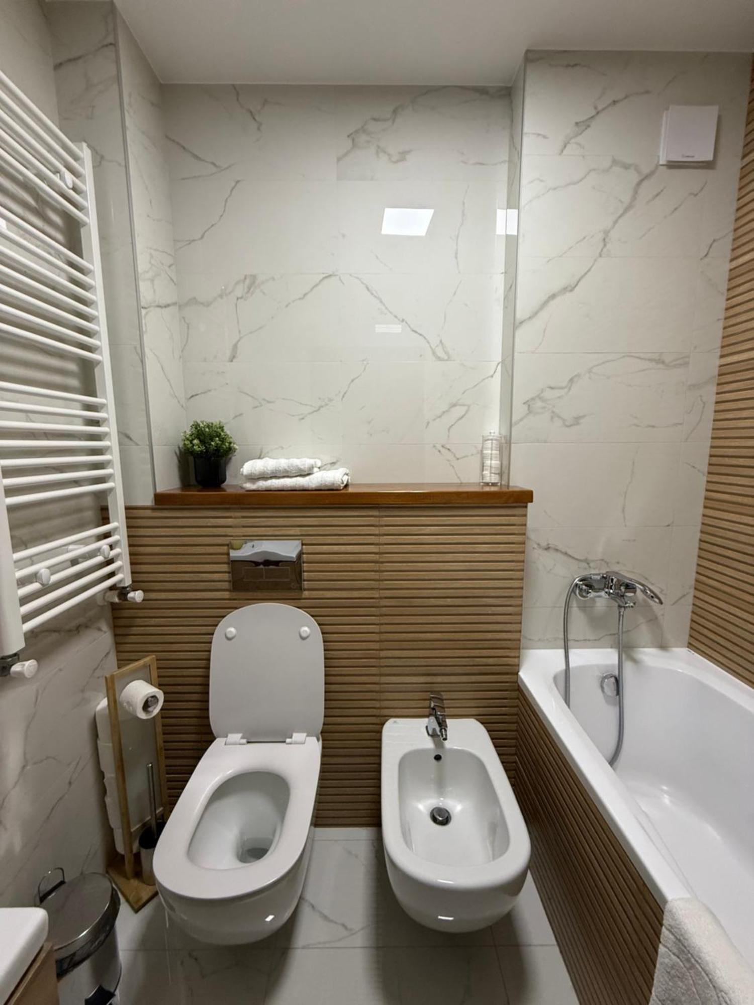 Illy Home Râmnicu Vâlcea Eksteriør billede